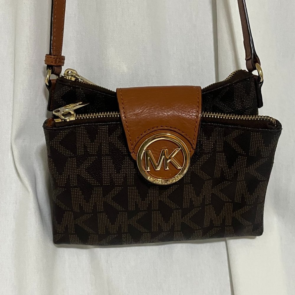 Michael Kors Crossbody Purse Bag